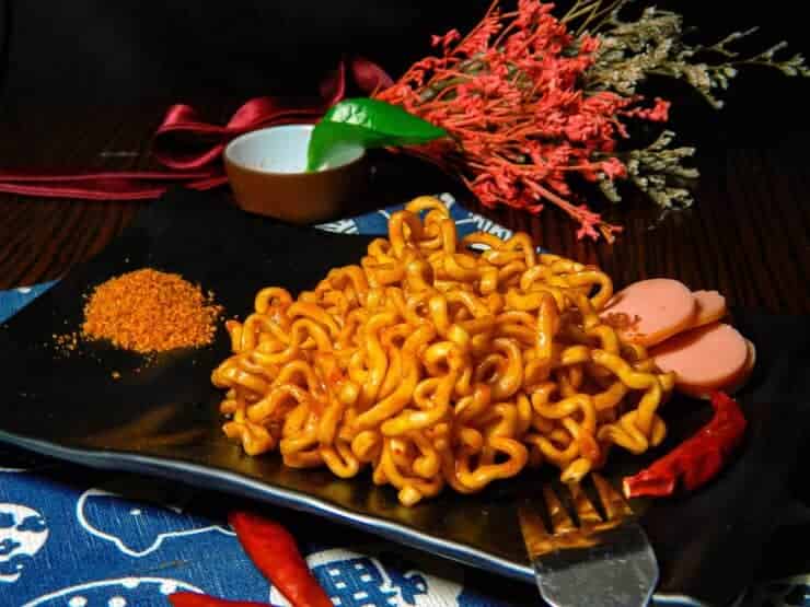 خرید و قیمت نودل تند و فلفلی + خرید باور نکردنی